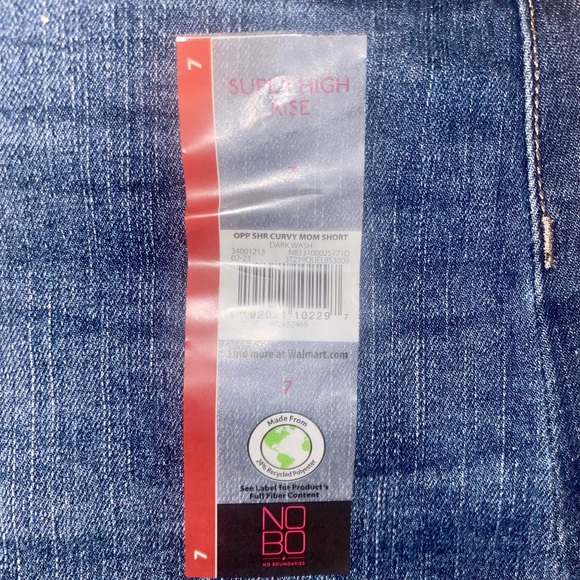NWT No Boundaries denim shorts. Super High Rise curvy mom short, size juniors 7 - Picture 3 of 5